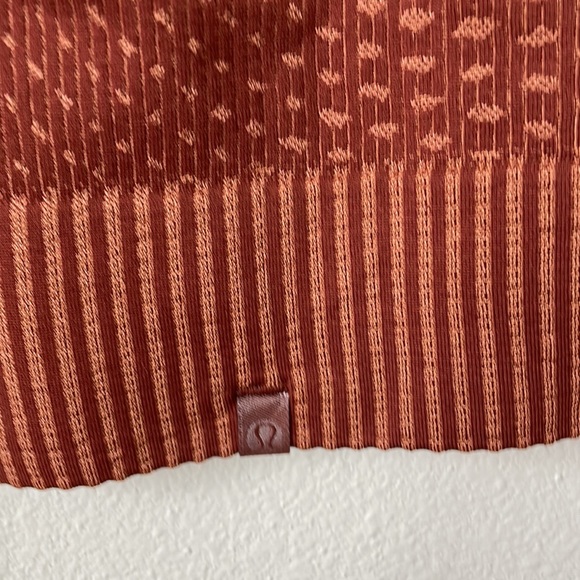 NWT Lululemon Rest Less Pullover Grid Warp Date Brown / Desert Sun Size 2 - Picture 5 of 10